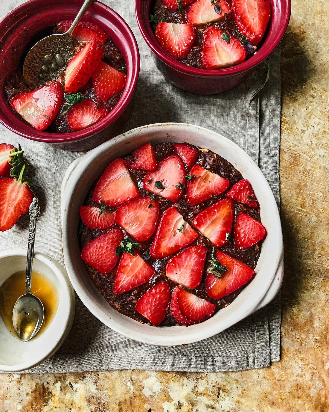 Vegan baked oats with chocolate and strawberry
